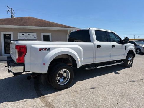 Used 2019 Ford F350 XLT w/ XLT Value Package AWD/4WD image 24