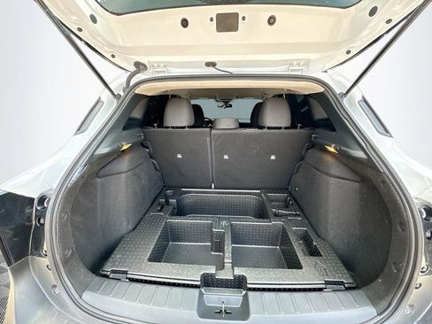 Used 2025 Nissan Kicks S image 20