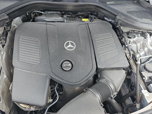 Used 2023 Mercedes-Benz GLC 300 4MATIC w/ Pinnacle Trim Package image 16