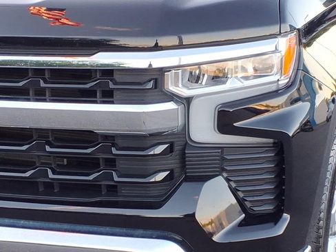 Certified 2023 Chevrolet Silverado 1500 LT AWD/4WD image 8