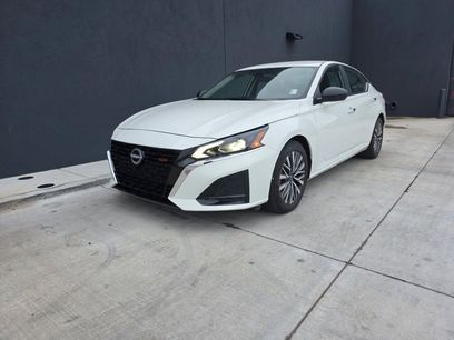 Used 2025 Nissan Altima 2.5 SV