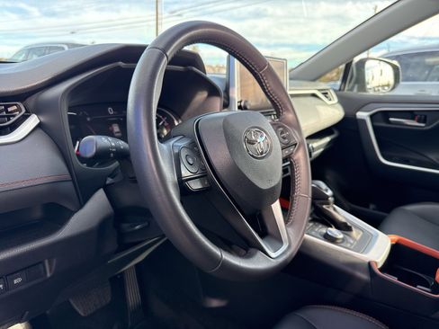 Used 2024 Toyota RAV4 Adventure image 20