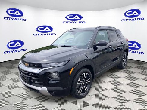 Used 2023 Chevrolet TrailBlazer LT w/ Convenience Package FWD image 7