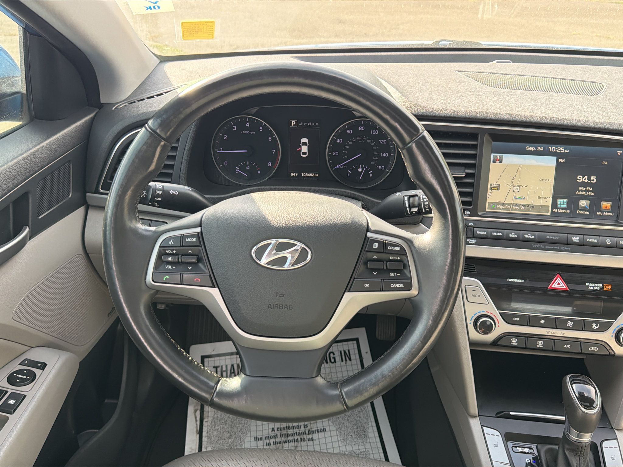 Used 2017 Hyundai Elantra Limited w/ Limited Tech Package 08 FWD image 28