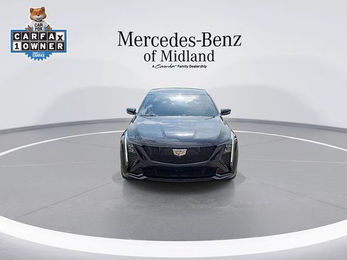 Used 2026 Cadillac CT5 V RWD image 3