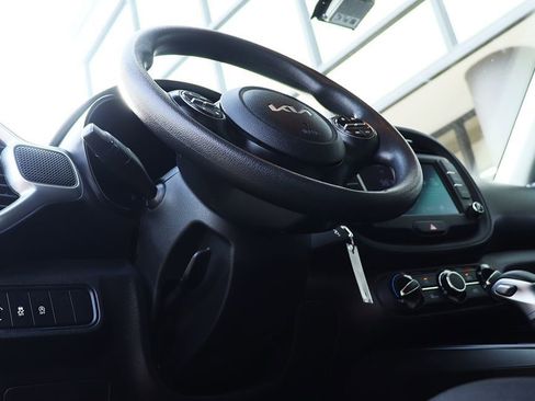 Used 2024 Kia Soul LX w/ Option Group 015 image 40