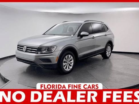 Used 2020 Volkswagen Tiguan S w/ 3rd Row Seat Package AWD/4WD image 1