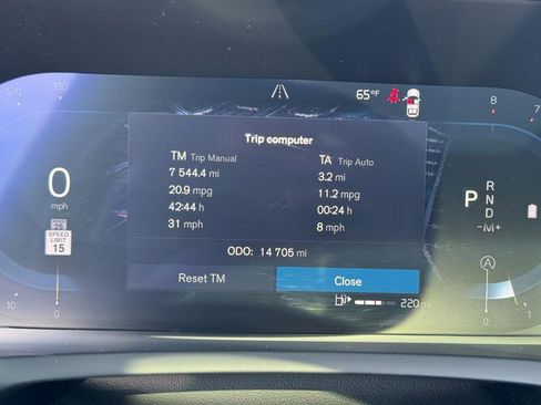 Certified 2025 Volvo XC90 B6 Plus image 20