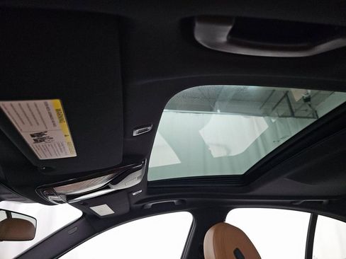 Used 2022 BMW 530i xDrive w/ Convenience Package image 8