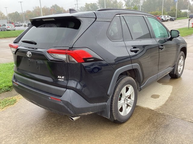 Used 2020 Toyota RAV4 XLE w/ Convenience Package AWD/4WD image 12