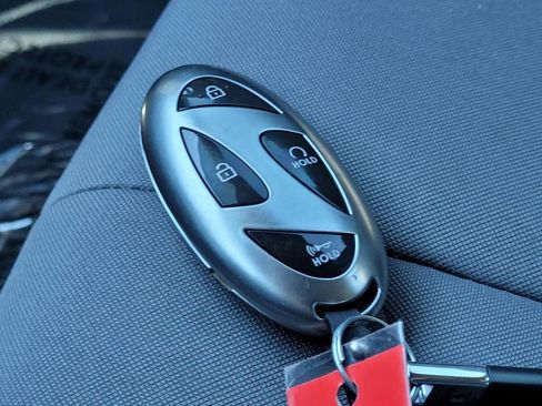 Used 2024 Hyundai Elantra SEL w/ Convenience Package image 23