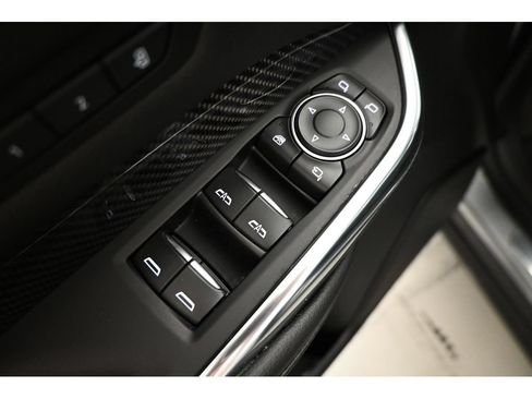 Used 2023 Cadillac XT4 Sport AWD/4WD image 33