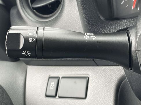 Used 2021 Nissan NV200 S image 31