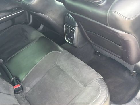 Used 2019 Dodge Charger Scat Pack w/ Dynamics Package RWD image 63
