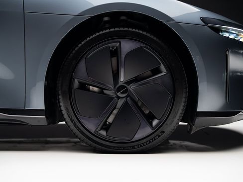 Used 2025 Lucid Air Pure image 39