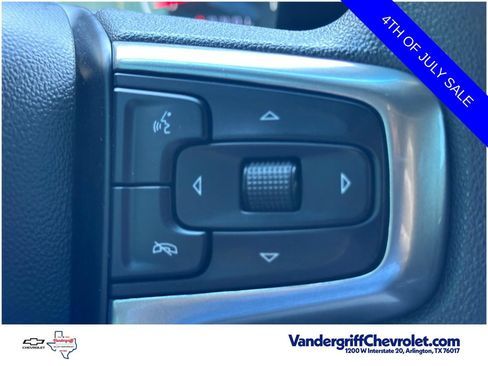 Used 2022 Chevrolet Silverado 2500 Custom w/ Custom Value Package AWD/4WD image 25