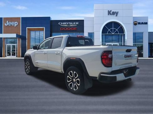 Used 2024 GMC Canyon AT4 w/ AT4 Premium Package AWD/4WD image 4