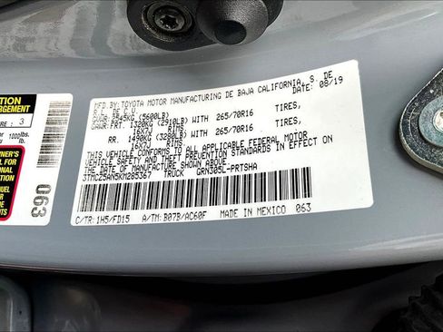 Used 2019 Toyota Tacoma TRD Off-Road image 18