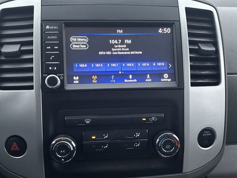 Used 2020 Nissan Frontier SV w/ SV Utility Package image 16