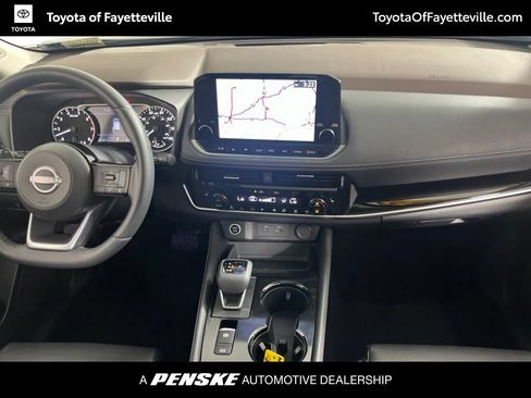 Used 2023 Nissan Rogue SL w/ SL Premium Package FWD image 19