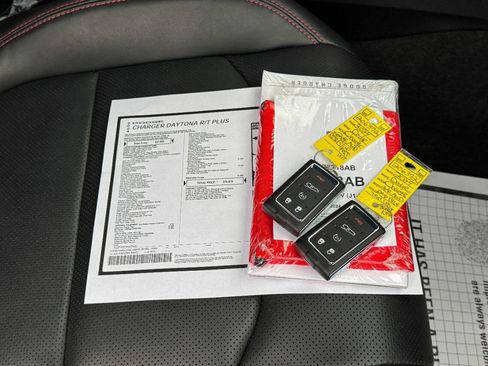 Used 2024 Dodge Charger R/T w/ Plus Group image 36