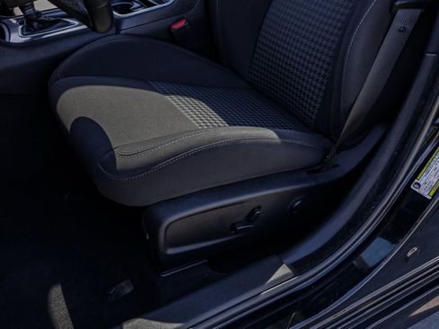 Used 2023 Dodge Charger R/T RWD image 17