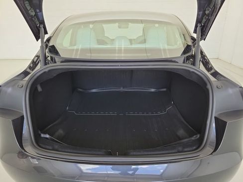 Used 2025 Tesla Model 3 Long Range AWD/4WD image 9
