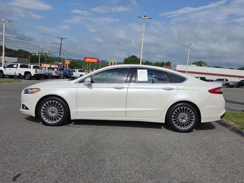 Used 2016 Ford Fusion Titanium FWD image 6