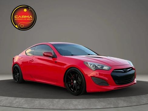 Used 2013 Hyundai Genesis 2.0T RWD image 7