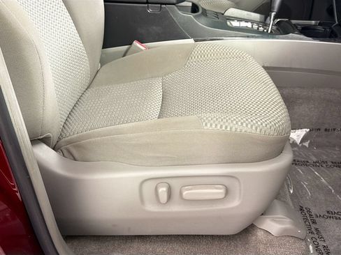 Used 2006 Toyota 4Runner SR5 RWD image 29