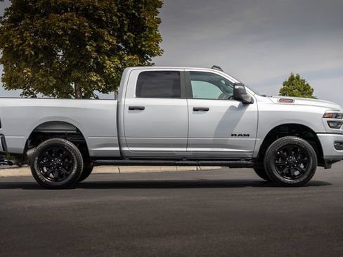 Used 2026 RAM 2500 Big Horn AWD/4WD image 5
