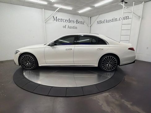 Used 2022 Mercedes-Benz S 580 4MATIC Sedan image 4