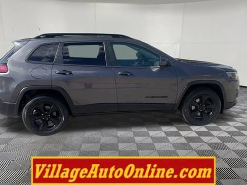 Used 2019 Jeep Cherokee Latitude Plus AWD/4WD image 45