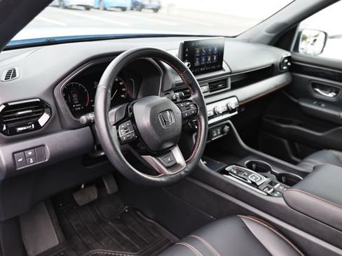 Used 2023 Honda Pilot TrailSport image 20