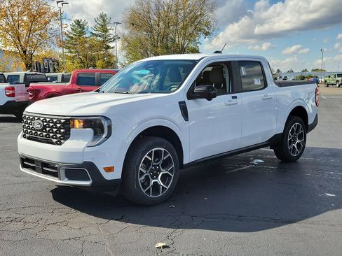 New 2025 Ford Maverick Lariat w/ 4K Tow Package image 8