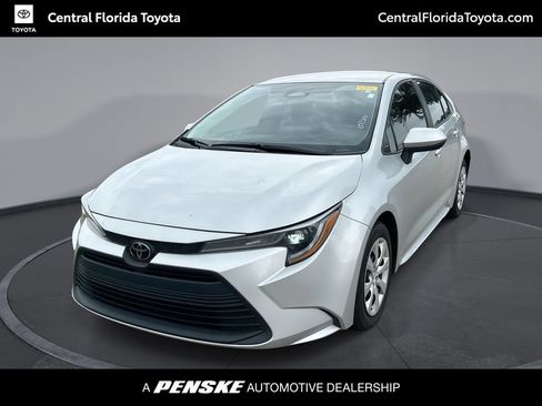 Used 2024 Toyota Corolla LE FWD image 1