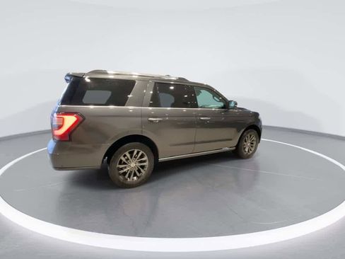Used 2019 Ford Expedition Limited w/ Equipment Group 301A image 8