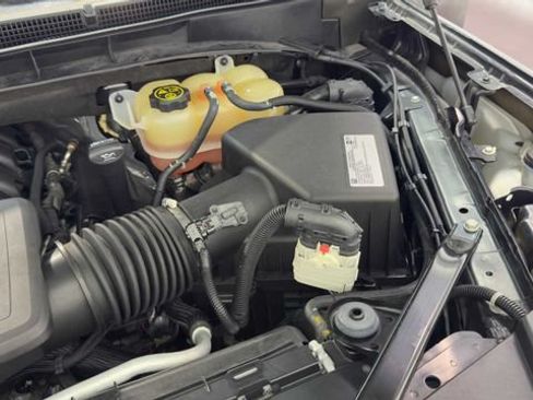 Used 2021 GMC Yukon SLT w/ Rear Media and Nav Package RWD image 40