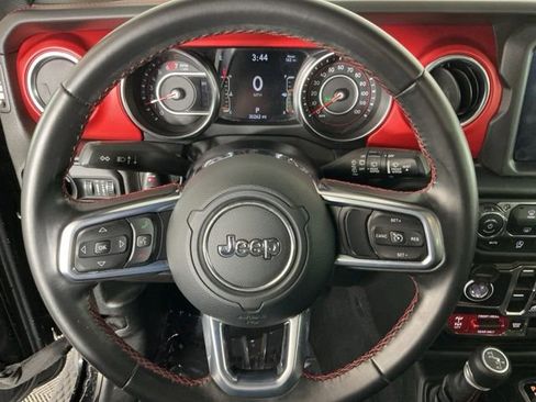 Used 2019 Jeep Wrangler Unlimited Rubicon w/ Uconnect 4C Nav & Sound Group AWD/4WD image 16