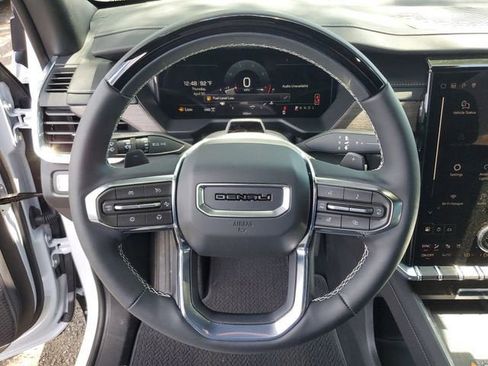 New 2026 GMC Acadia Denali w/ Super Cruise Package AWD/4WD image 21