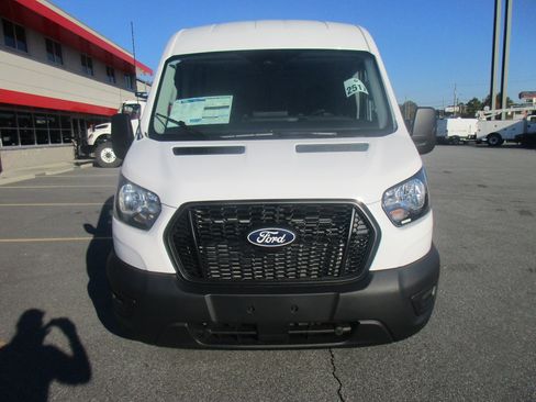 New 2026 Ford Transit 250 148 Medium Roof image 2