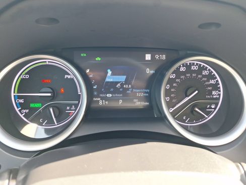 Used 2023 Toyota Camry XLE w/ Navigation Package FWD image 18