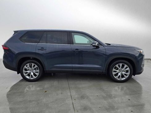 Used 2025 Toyota Grand Highlander Limited image 2