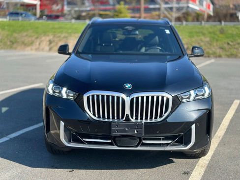 Certified 2024 BMW X5 xDrive40i w/ Premium Package AWD/4WD image 9