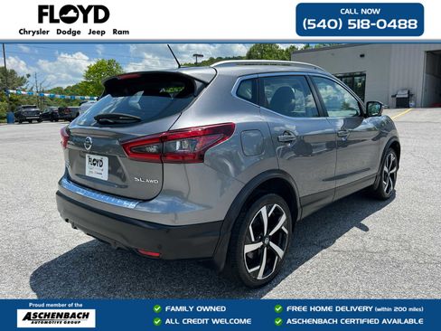 Used 2022 Nissan Rogue Sport SL AWD/4WD image 3