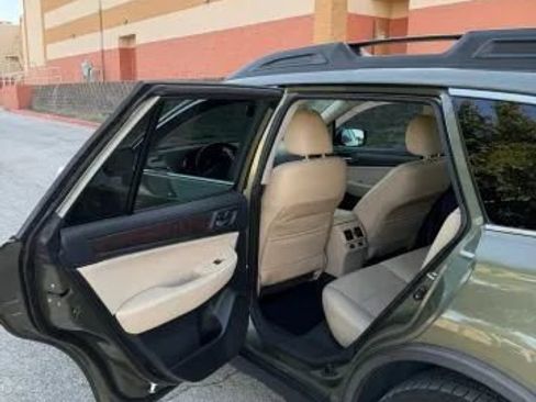Used 2015 Subaru Outback 3.6R Limited AWD/4WD image 33