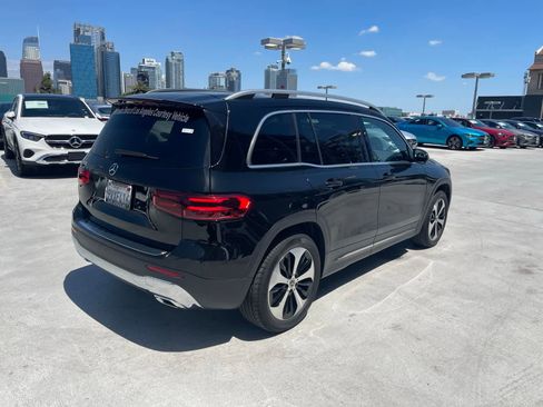 Used 2026 Mercedes-Benz GLB 250 image 4