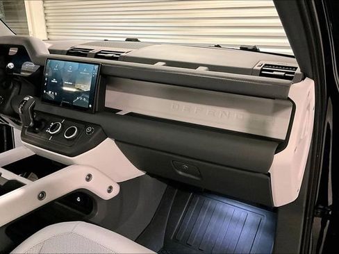Certified 2025 Land Rover Defender 110 S image 25