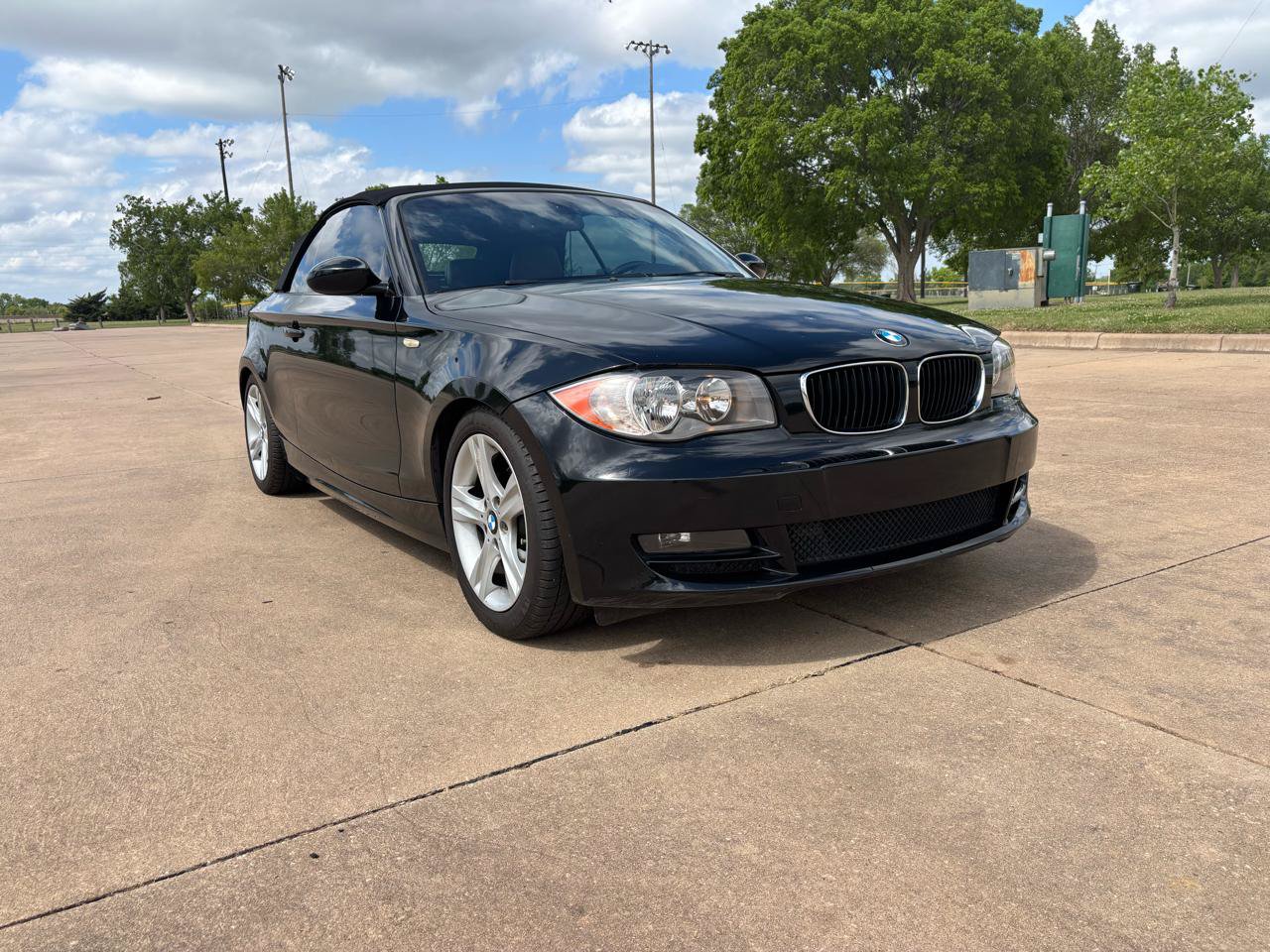 Used 2009 BMW 128i Convertible RWD image 41