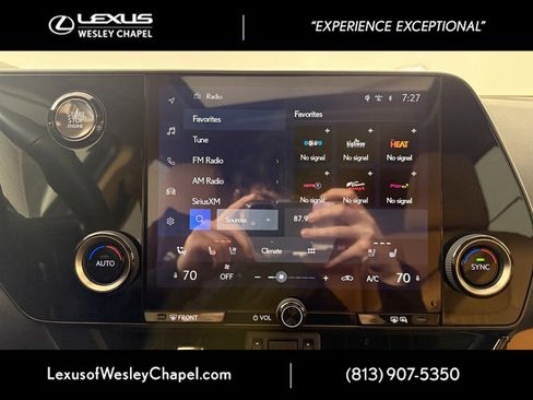 Used 2025 Lexus NX 250 FWD w/ Premium Package image 9